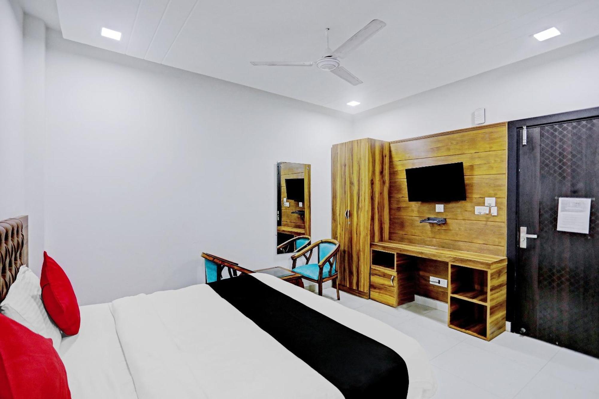 Hotel O Zion Yeni Delhi Dış mekan fotoğraf