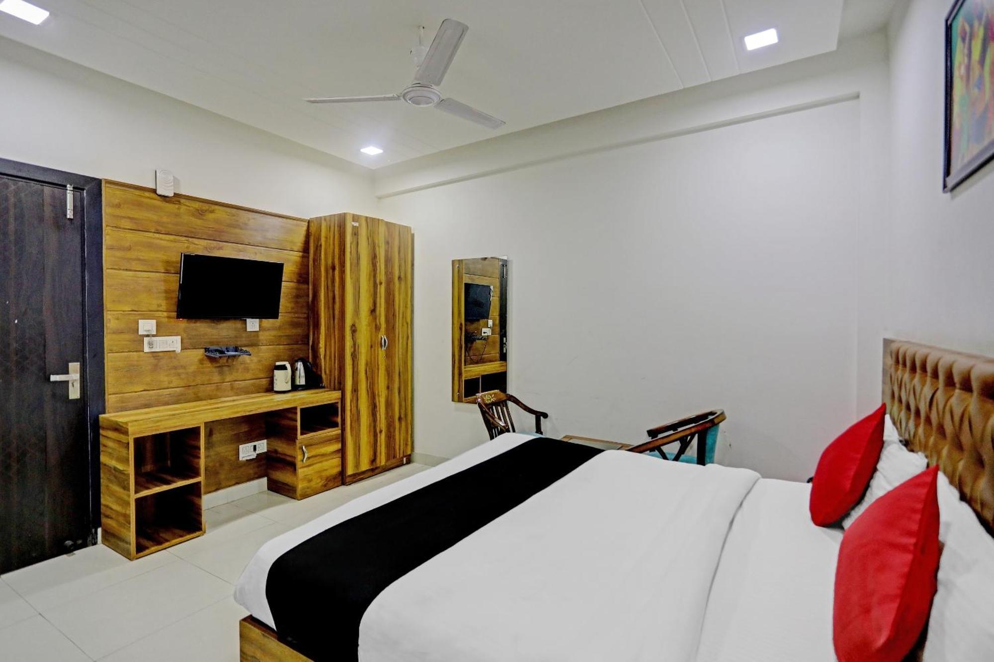 Hotel O Zion Yeni Delhi Dış mekan fotoğraf