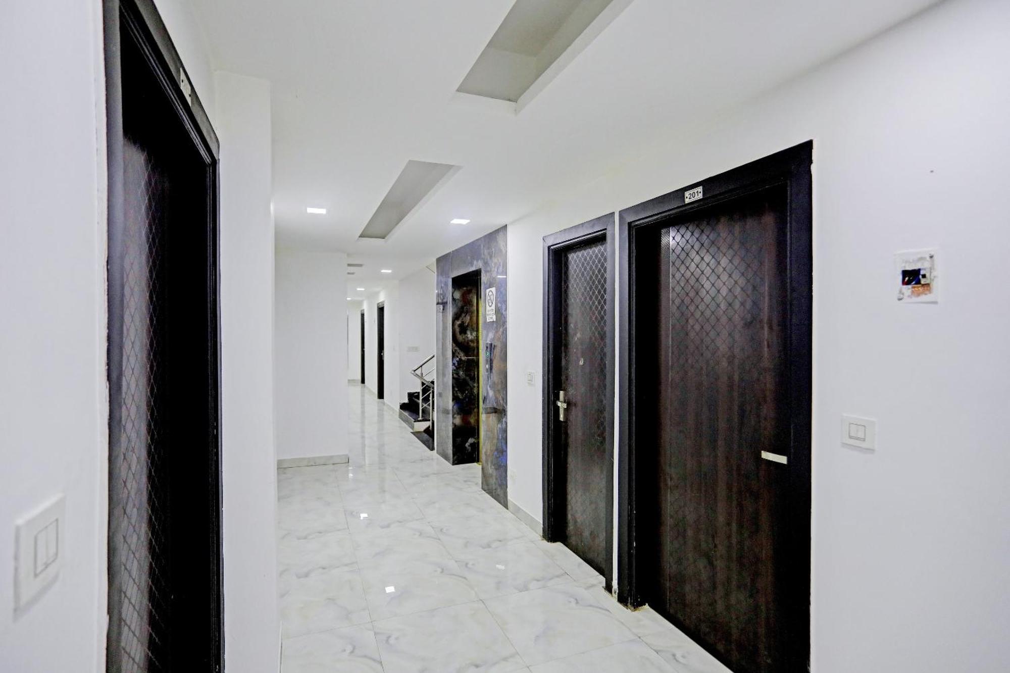 Hotel O Zion Yeni Delhi Dış mekan fotoğraf