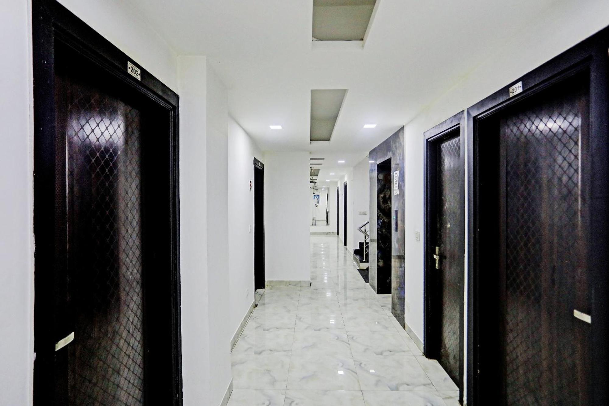 Hotel O Zion Yeni Delhi Dış mekan fotoğraf